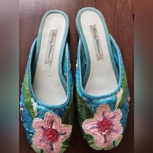 Beverly Feldman flats